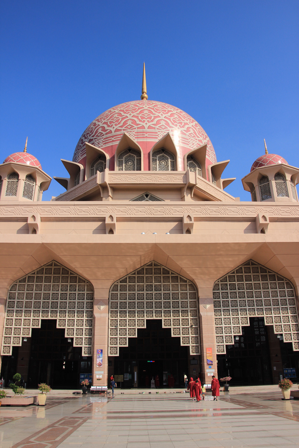 マレーシアのプトラ・モスク（ピンクモスク）／Masjid Putra（Putra Mosque）