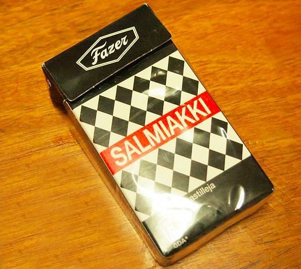 お酒も!?世界一不味い飴サルミアッキとは？ -フィンランドのお菓子-