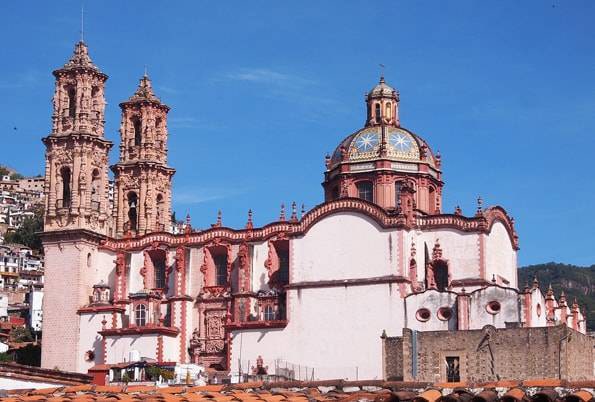 旅女子おすすめ【白い街タスコ】メキシコシティから日帰り観光ブログ