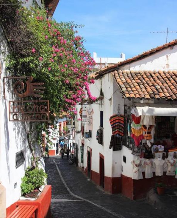 旅女子おすすめ【白い街タスコ】メキシコシティから日帰り観光ブログ