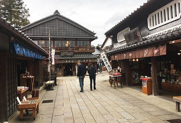 三重県伊勢"おはらい町＆おかげ横丁"